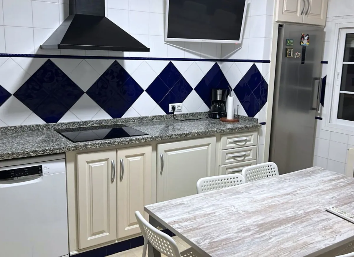 8551a3fe-2a10-4511-a82e-9b7f96a4839d