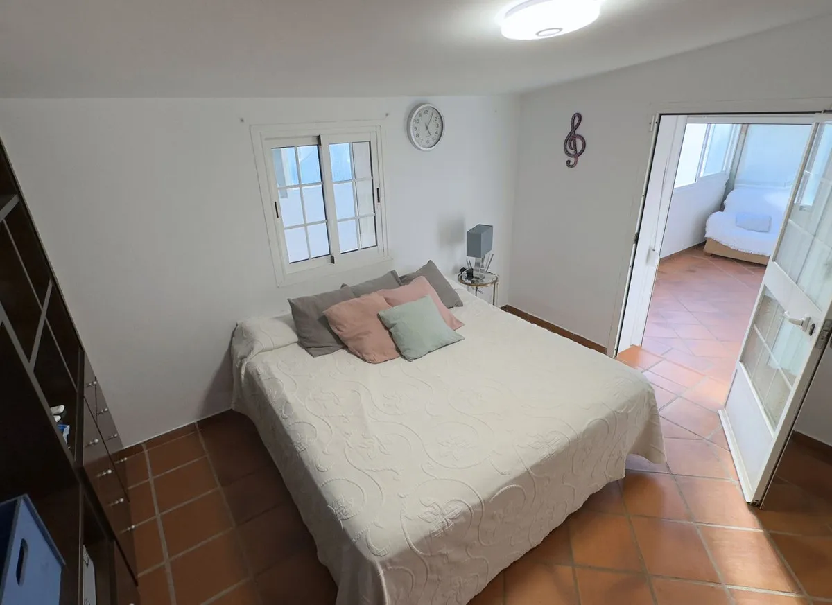 d916cdf8-107b-4bbc-a2e8-be0dd7bd8635