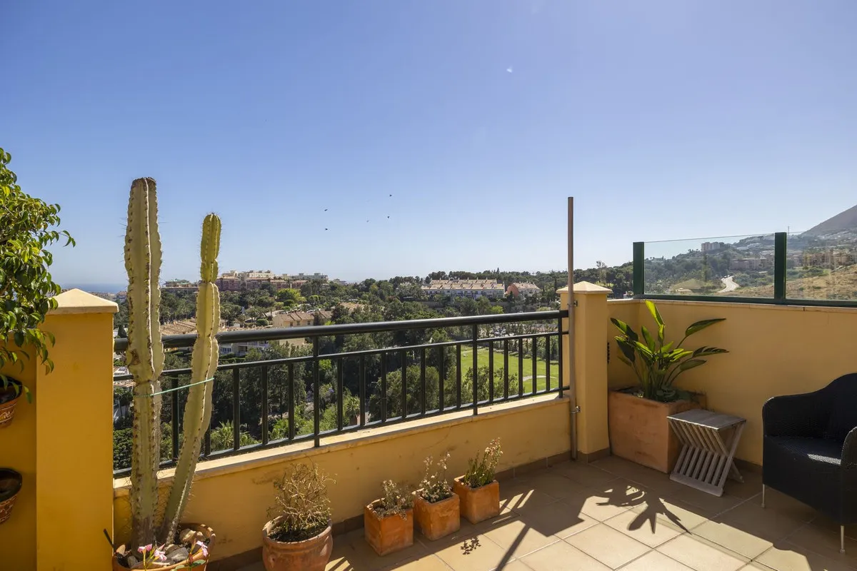 b9c6577e-32dc-4beb-8d65-b2a19807479c