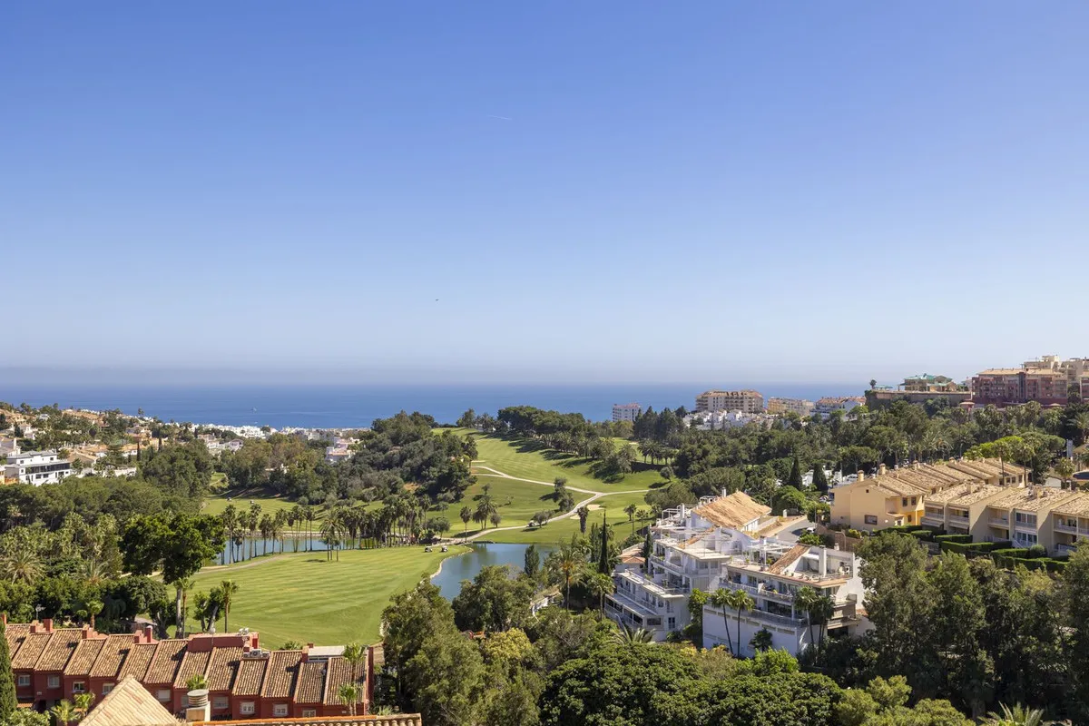 da8c4347-4c82-438d-8997-c42284db7aa8