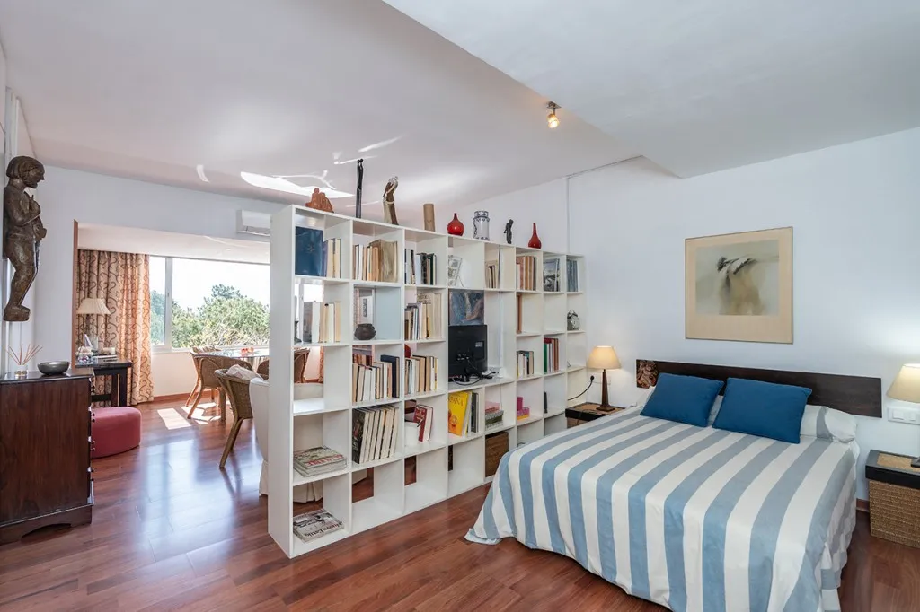 5774c96b-d9dc-482d-89e9-e3db35a72de1