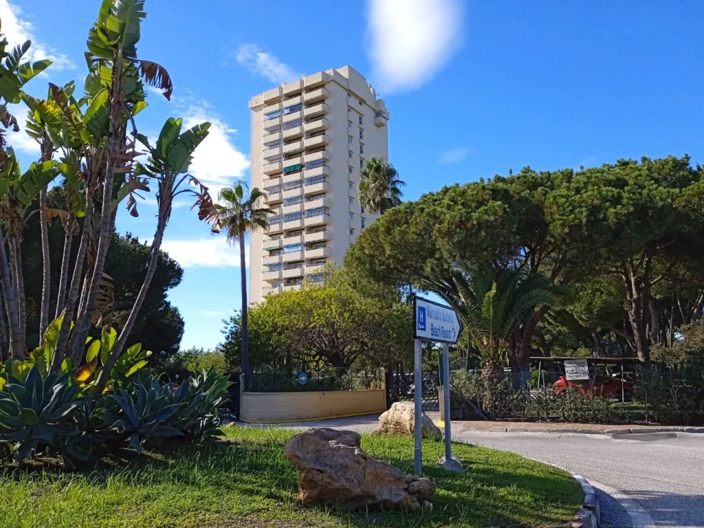 68ed4bef-49cd-4708-bce9-ba733c698461