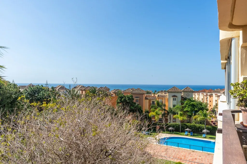 69565c8e-56b6-4c9c-a6e1-82612a9658ee