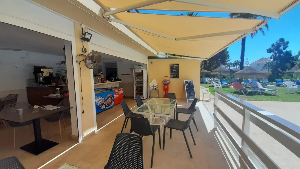 b8c53dfb-bd98-48f2-8a6d-a8b91323715b