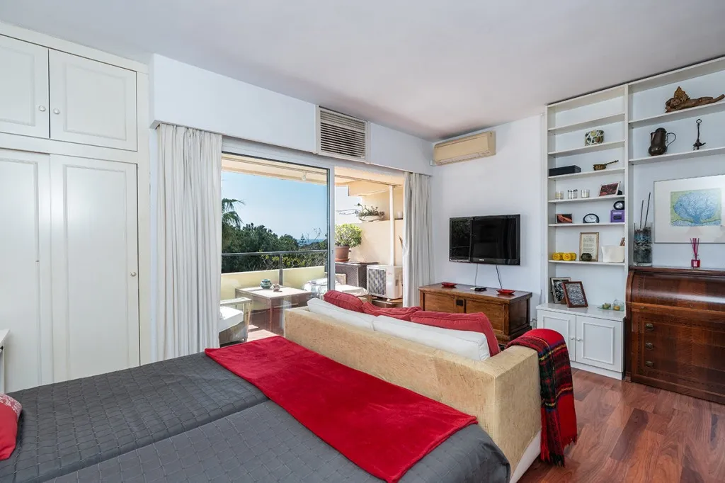 bc2e6066-4ae5-4a07-8535-4a1bce85ed4a