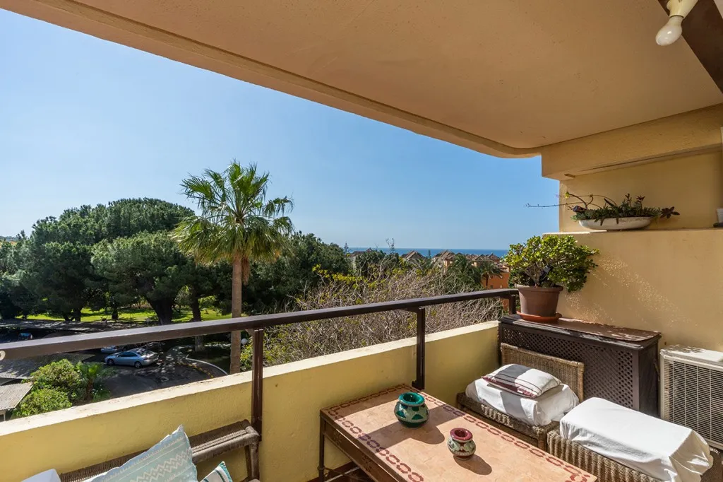 c43e3f48-0ee4-4100-89b7-c5fad3465124