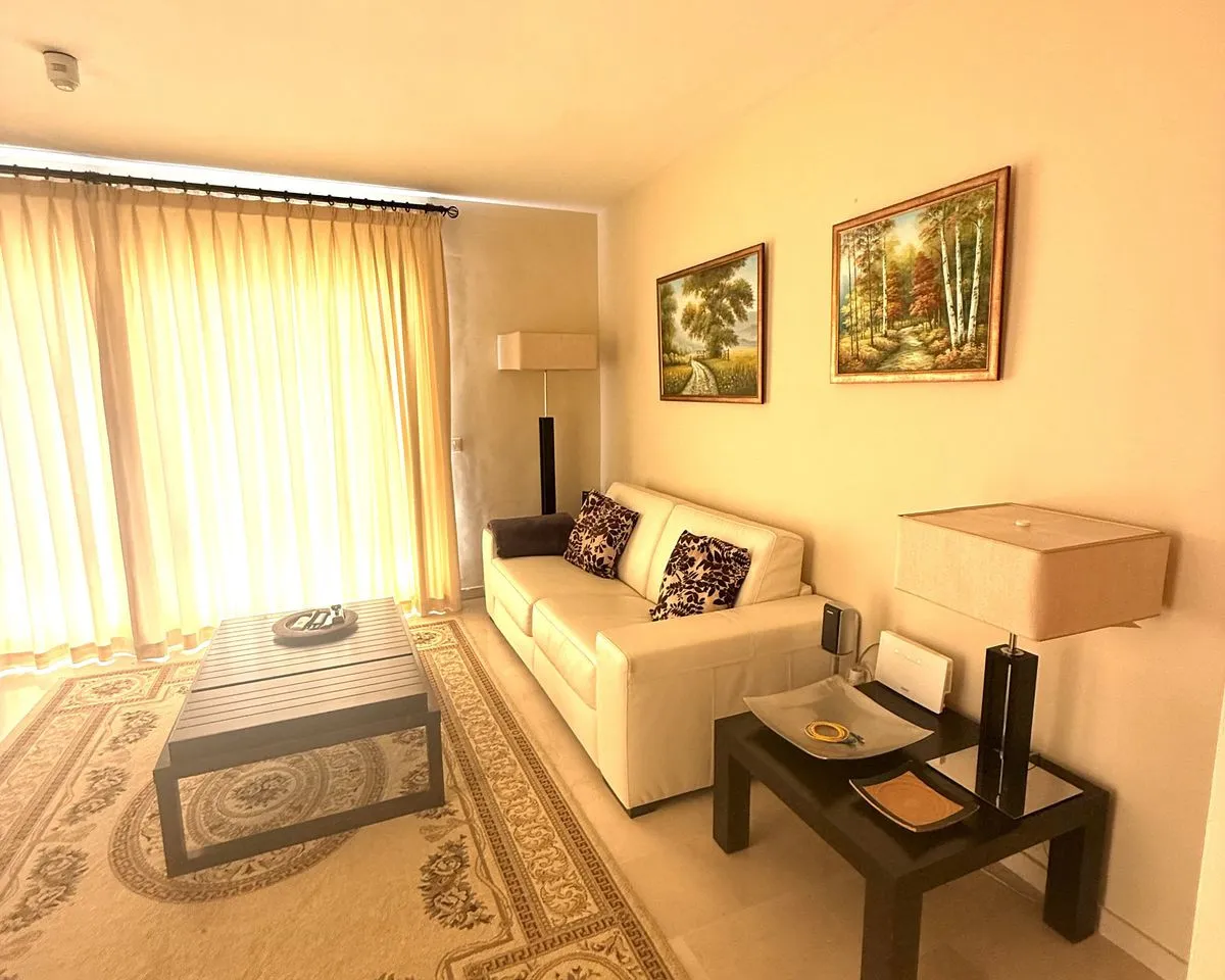 4b3893d9-af2f-4f1a-badf-578f70efa3fe