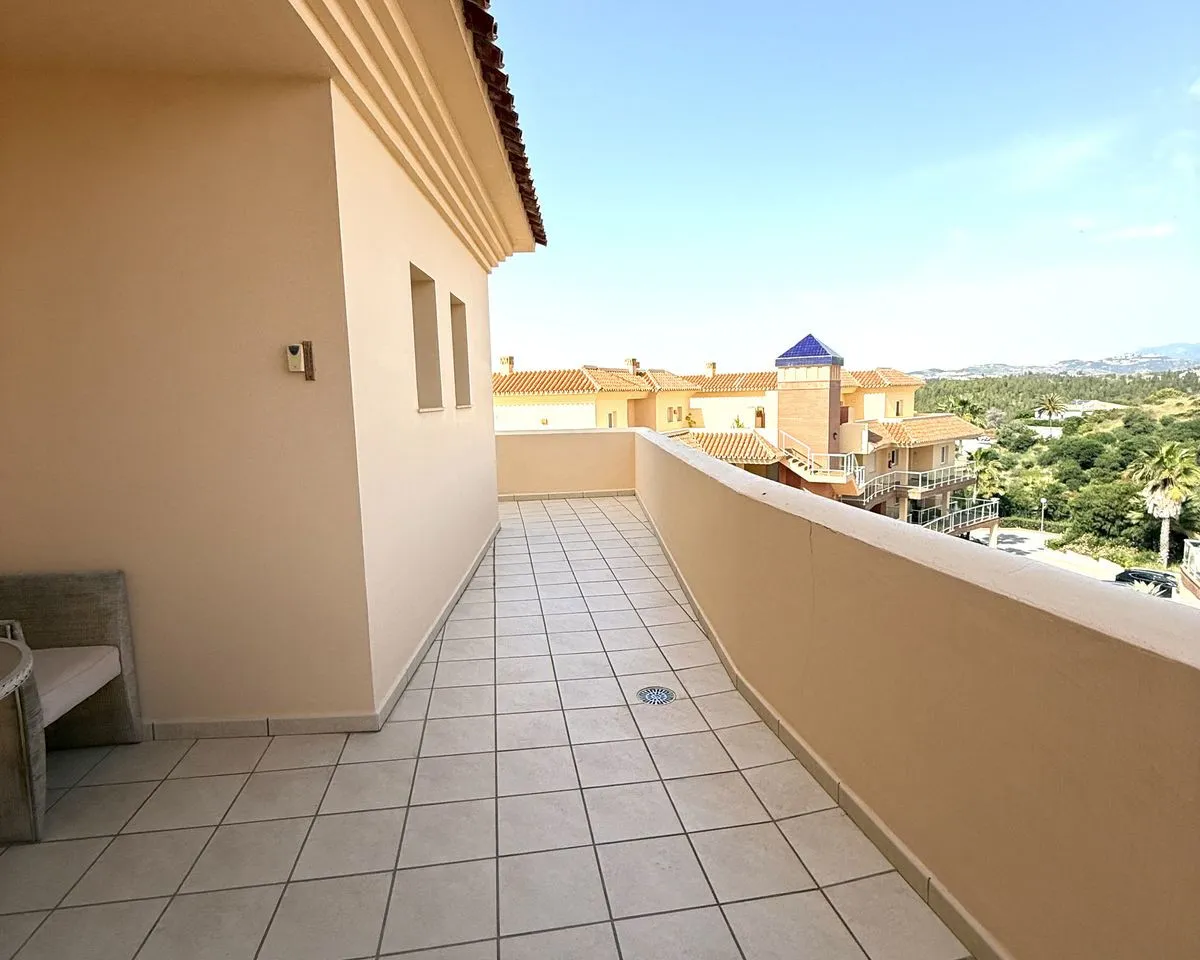 a5355e2f-f149-4e05-9b93-987c5076690f