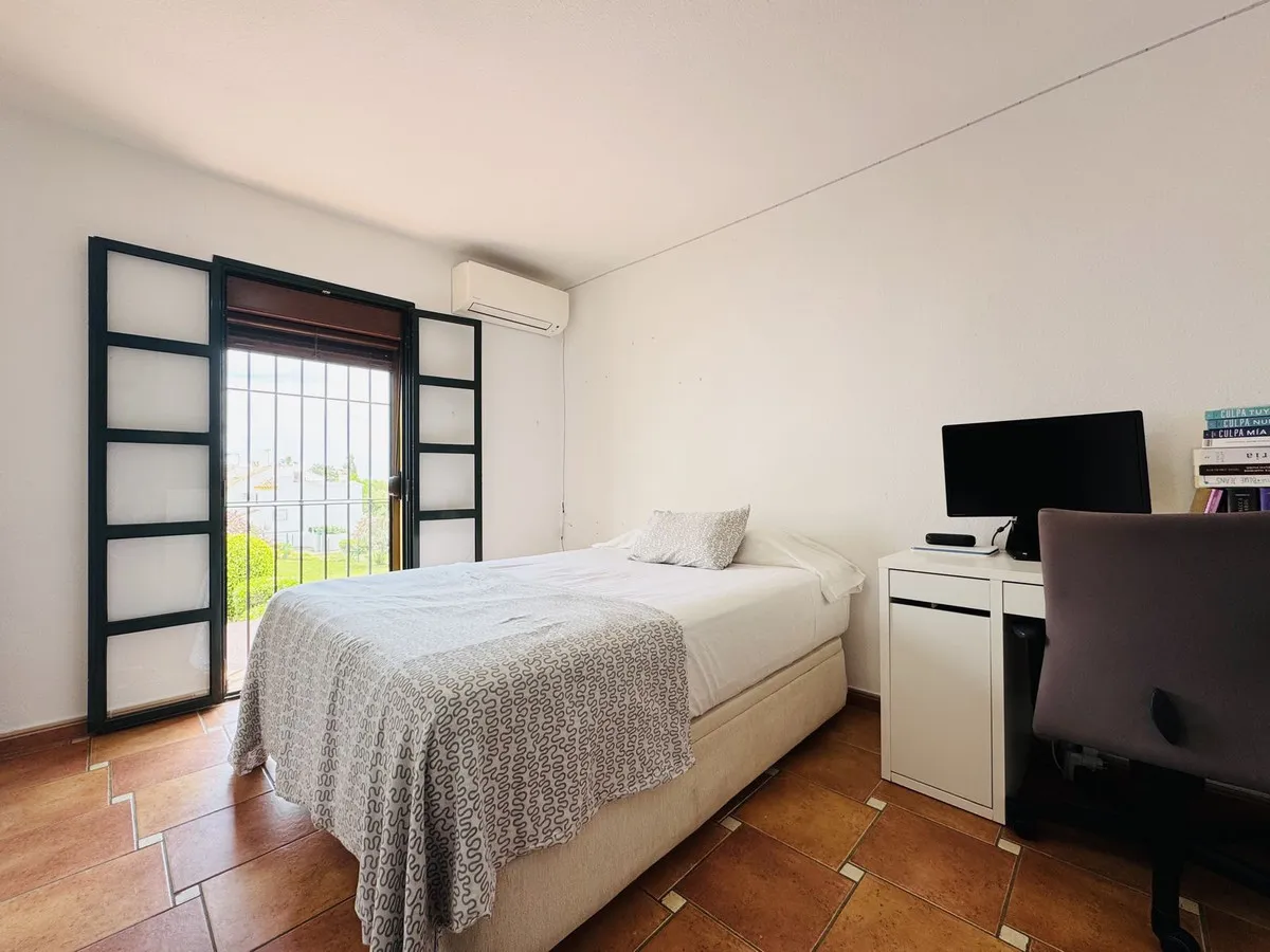 43ad0f35-d6e2-442c-953c-fb108020d4dd