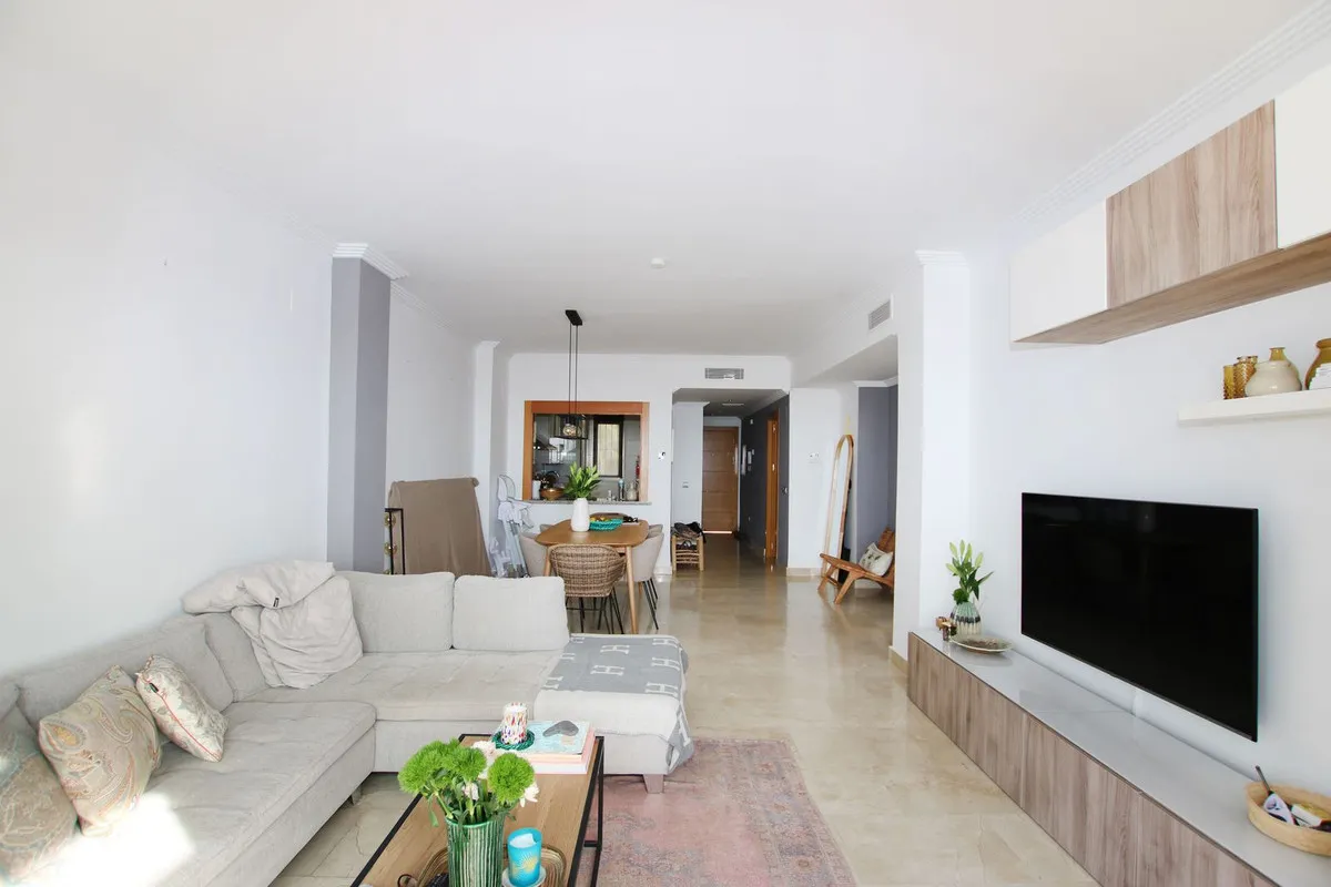 8a0bab47-387e-4676-8fc8-00f059437c51