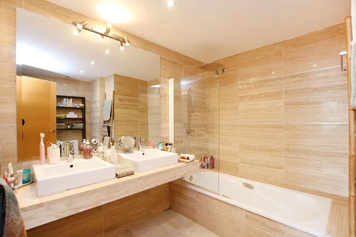 abd87aa2-9890-4fe7-b4f2-8d480569f3fb