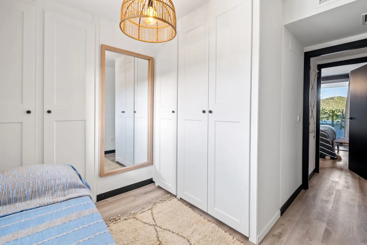 35689093-4a99-40be-8fdc-3526c231bdef