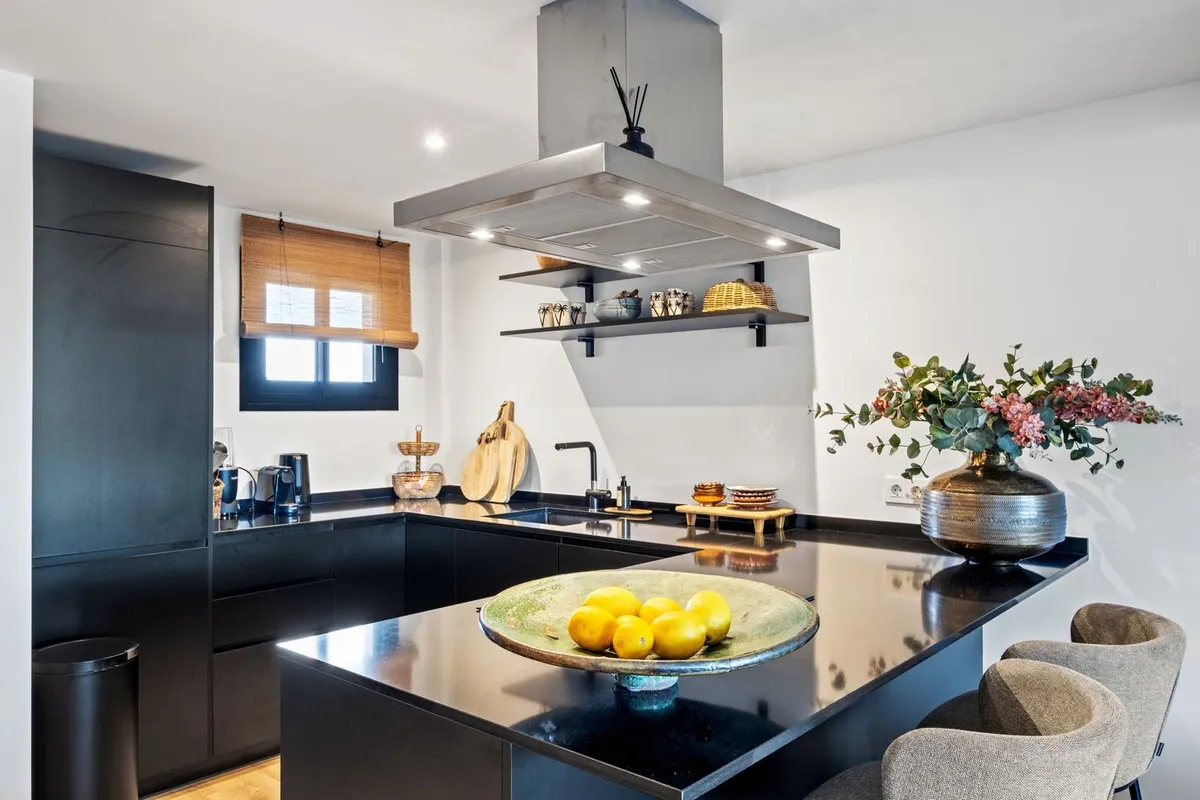 3923318b-3c0d-4b2c-8e8f-80b26e70f880