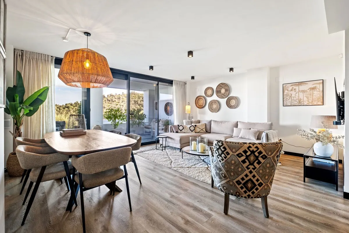 c8c66d65-c038-49f8-a642-da9d6b889301