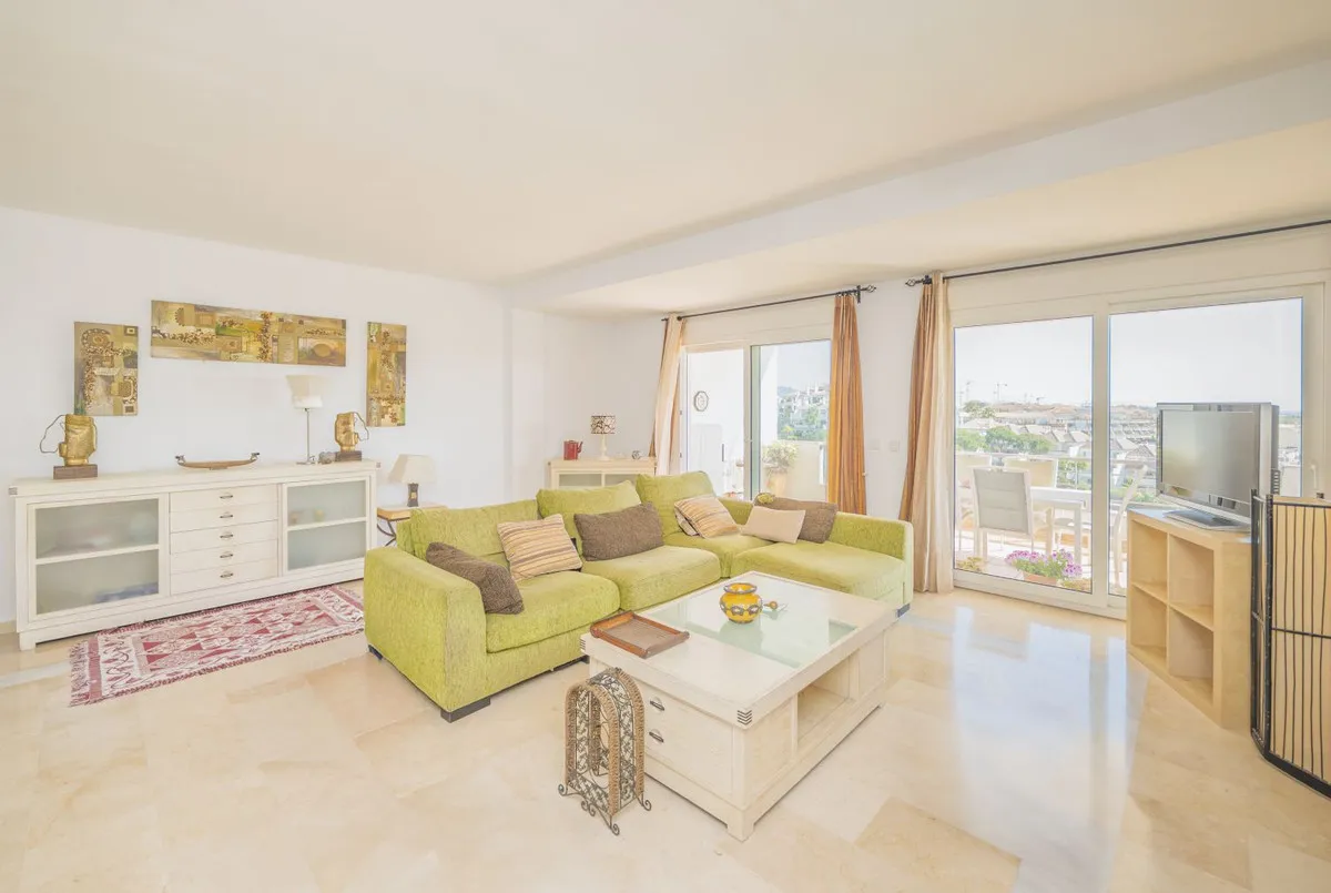 b2a84529-98d4-465d-bc03-036a0ca8c2e4