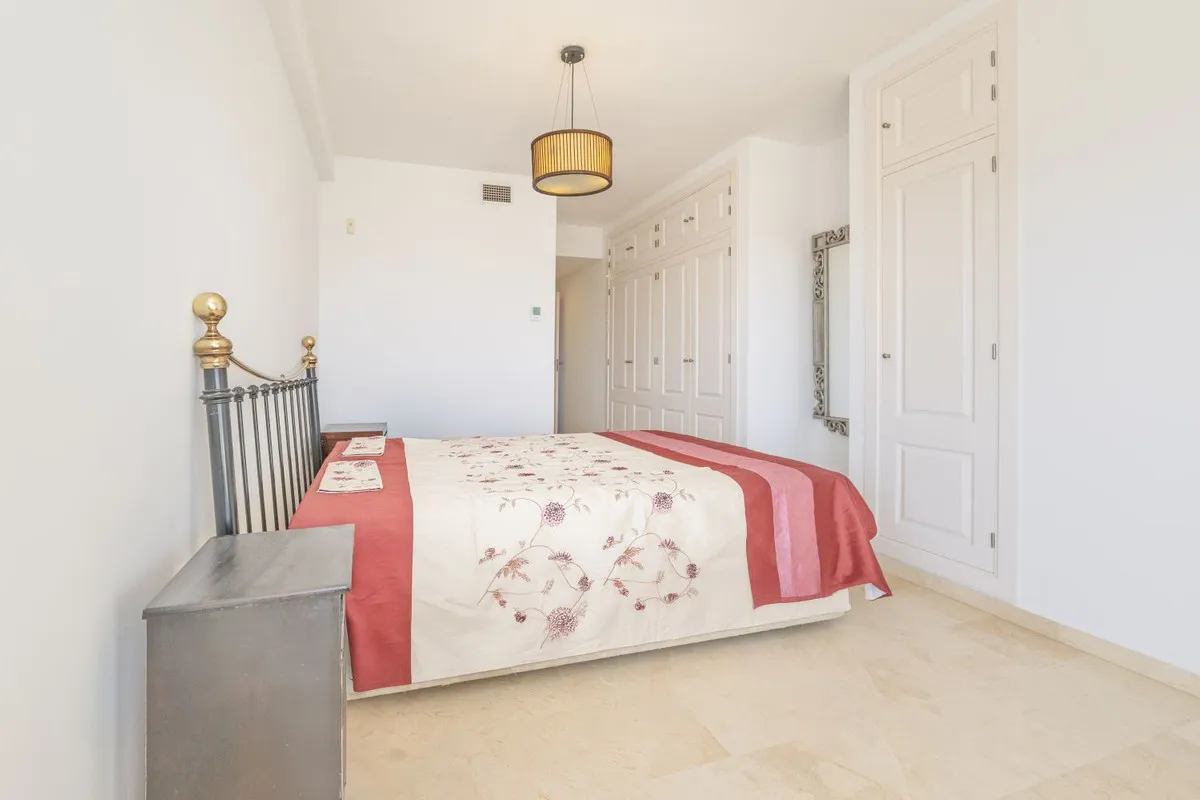 f9c51206-7395-4750-a599-34036be55783