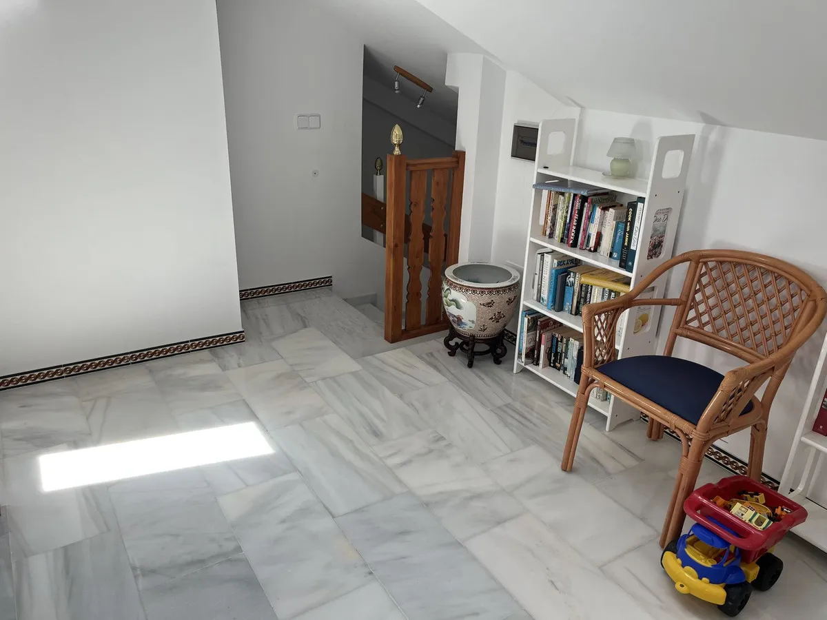 b5ada0c7-f332-49da-ae42-238ead526fcc