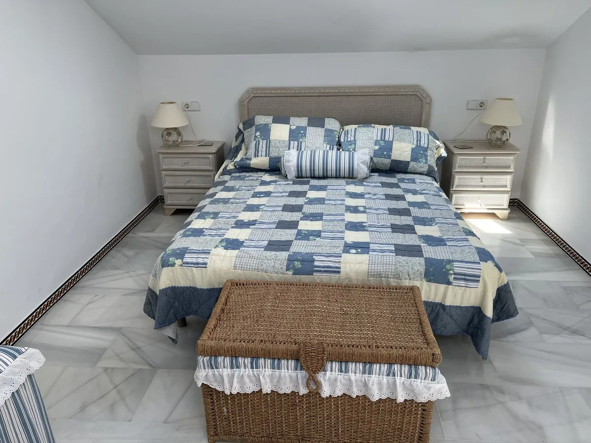 d0d34a18-3ab6-4bad-b79e-fee14c597ec7