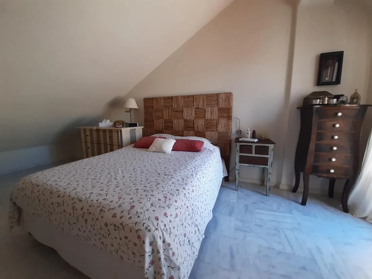 03cfa6a5-f83b-478e-973f-6d1b713804ee