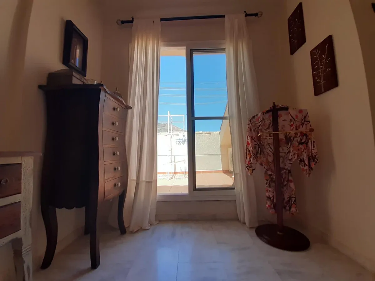 86c97d38-9e18-4526-b618-03498cc8ea00