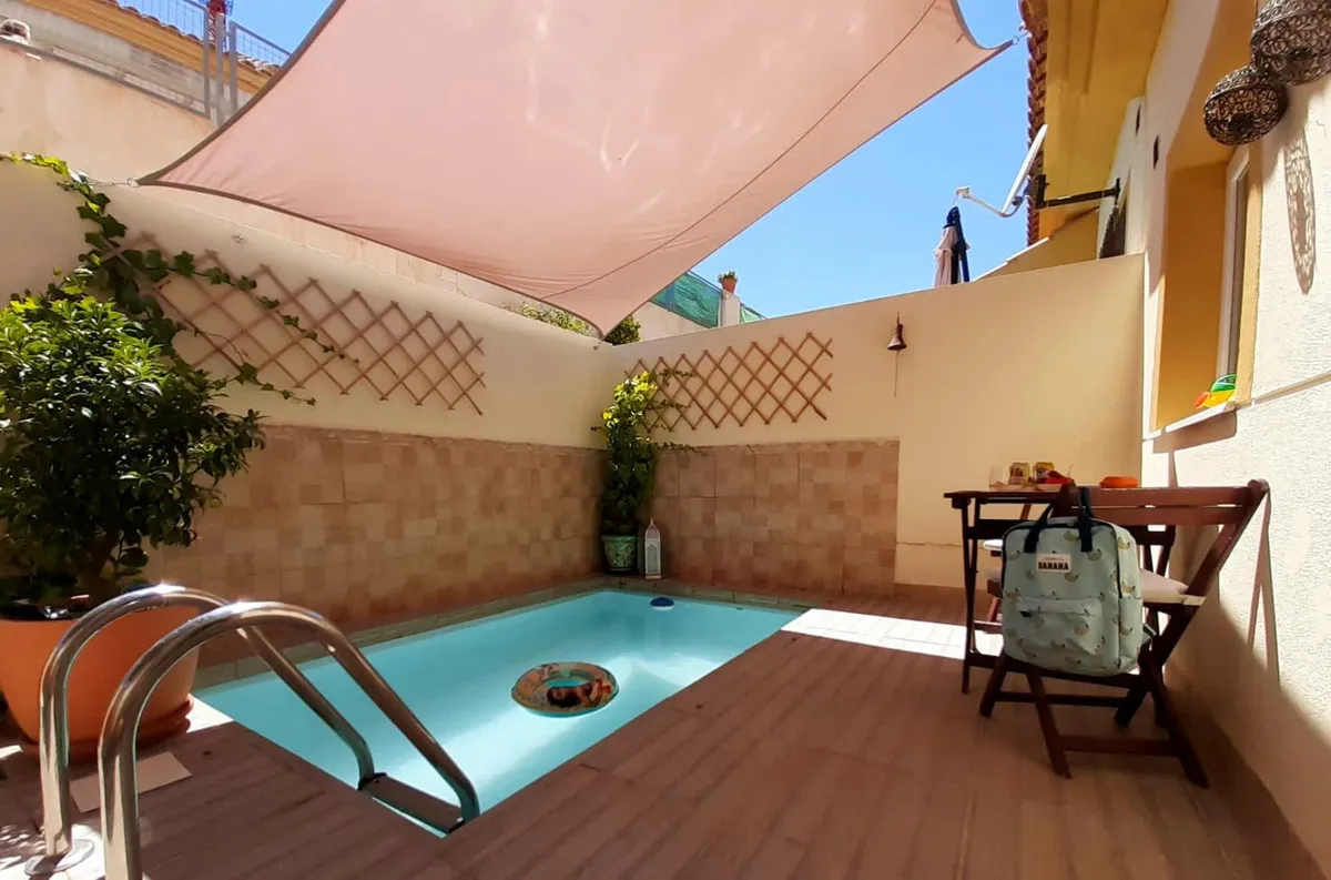 9e1dfa9c-d375-4bed-96c5-ea6925cf4b1a