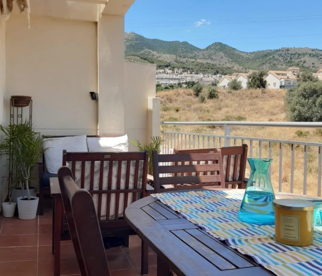 ae0a9366-bc68-444e-a3e5-9ce6015b5a12