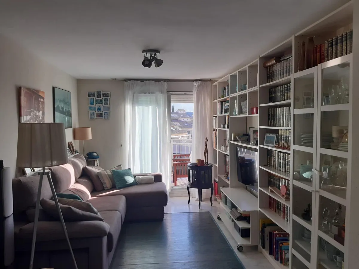 e6f28718-024c-4925-9c0a-37d0afac724c