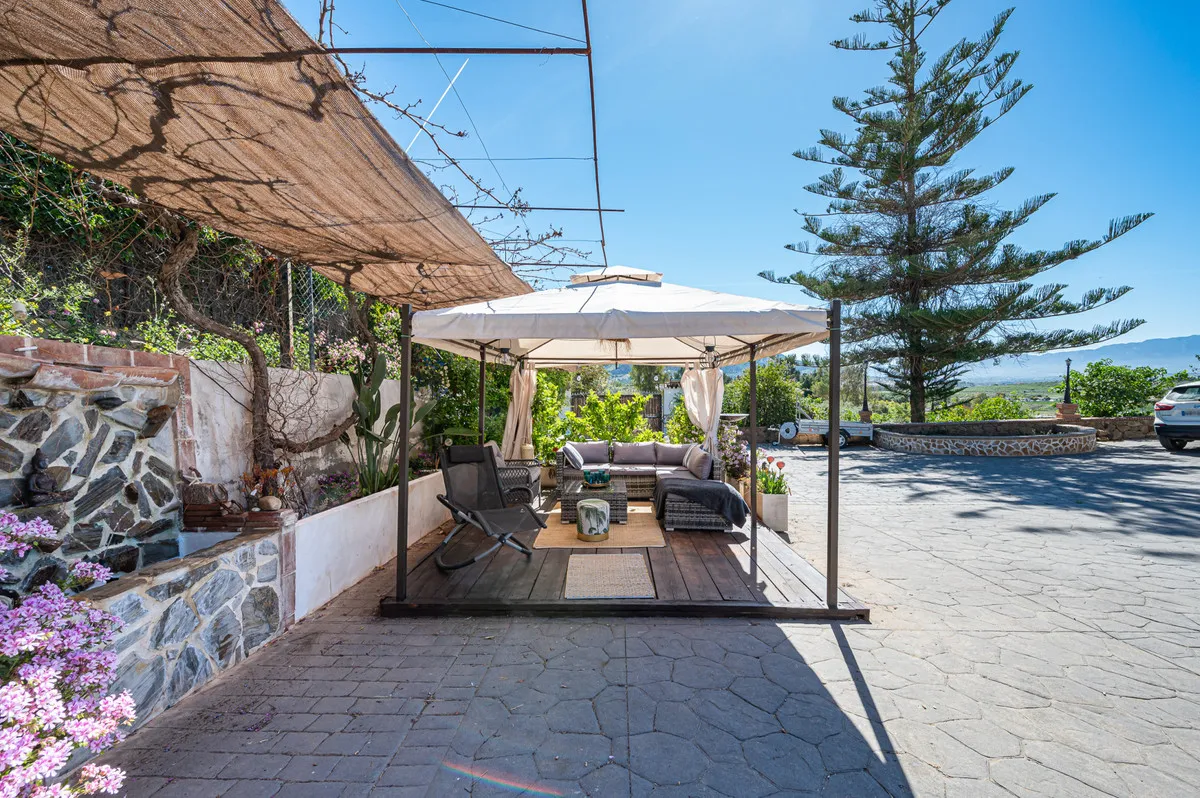 272e0b0f-597c-4244-bd4b-85b398a18b64