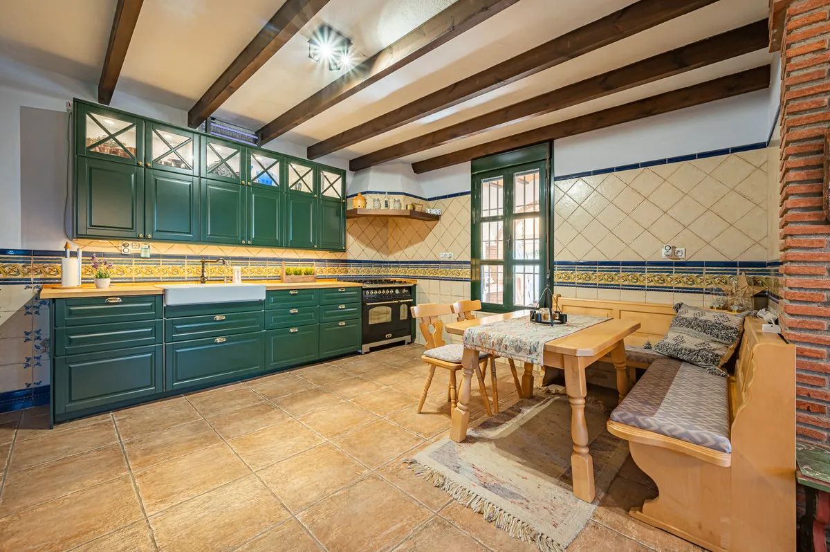 4634568c-5ffe-4900-bfef-61497d80c571