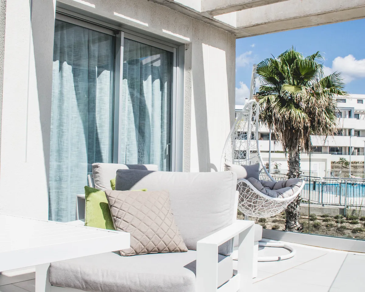 3530372c-df4b-4b49-933c-3969f2feafe1