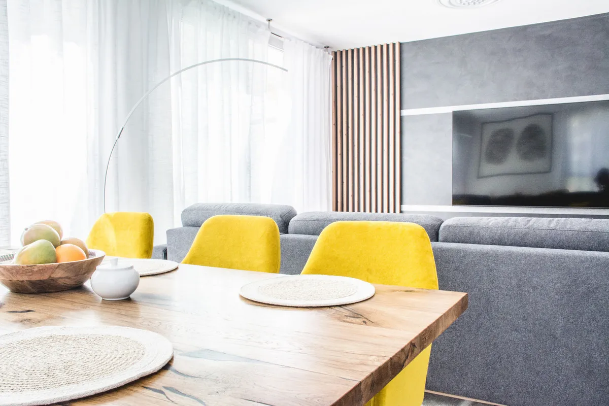 bdfded04-de2c-4c13-aa1b-e8c166e40158