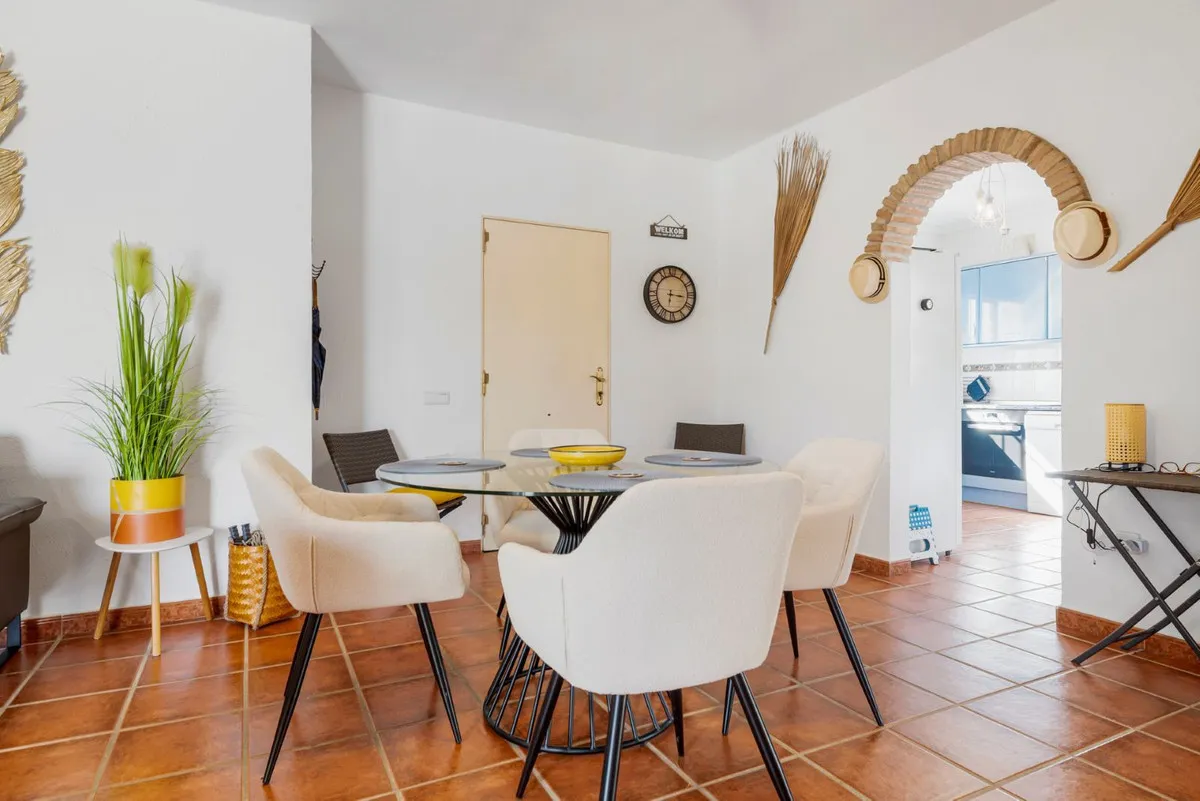 6a1e0016-ebe6-4c12-b9a0-241319b1f547