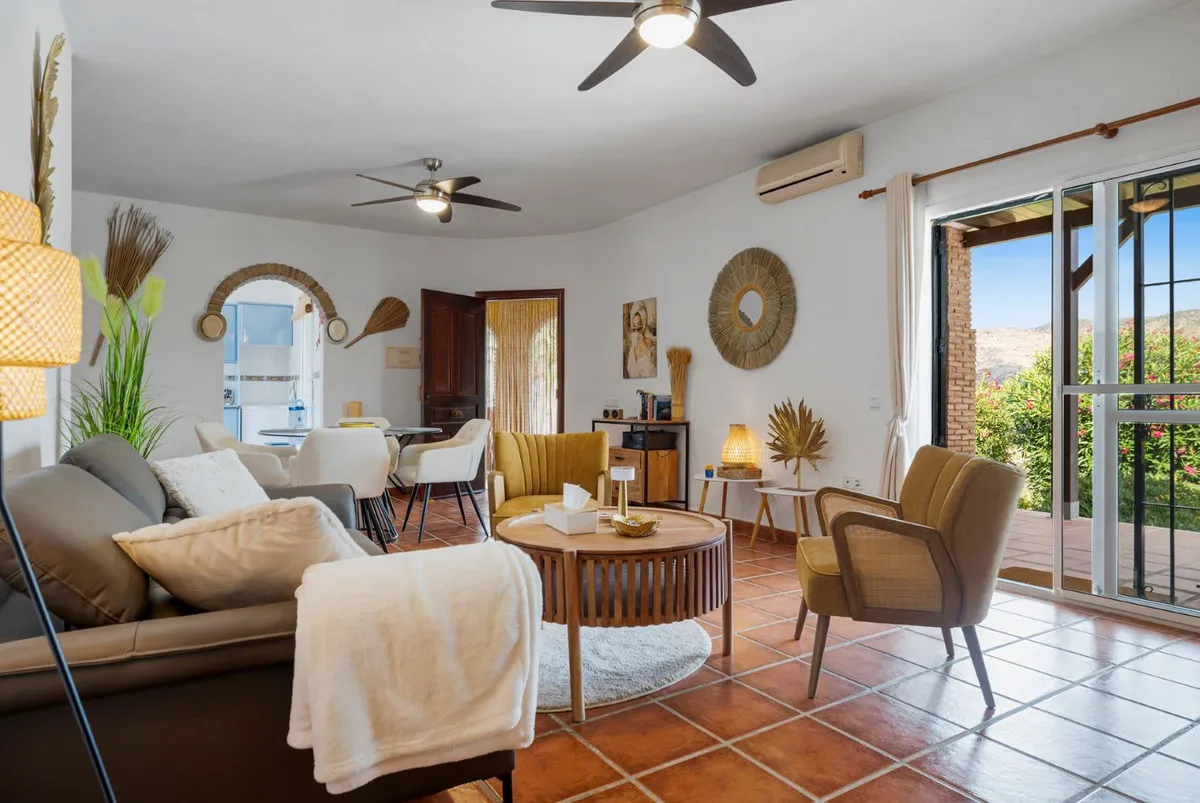 7fff2db4-3a66-47b0-b1be-c6998070e630