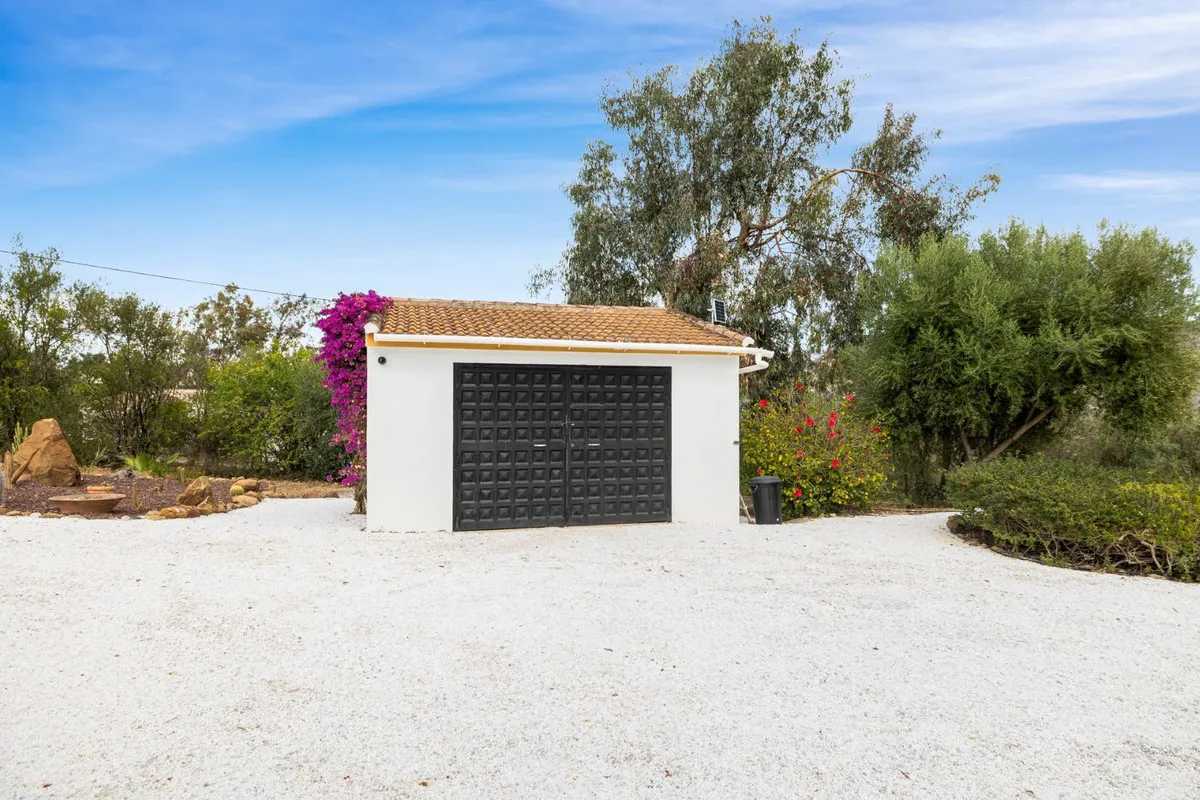 b5227185-a128-46d1-afc0-0e455ec010fd