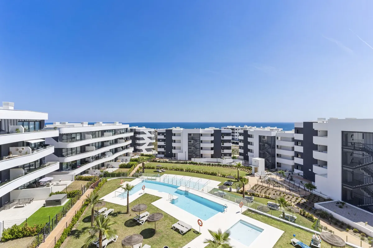 dc9148b2-7548-4a5b-bc79-d8bb4d29d6da