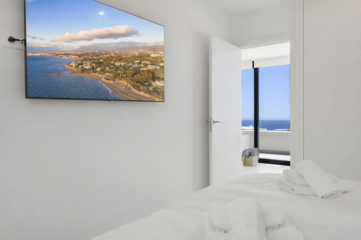 f7900c08-e83b-4a08-be55-e7570712dccb