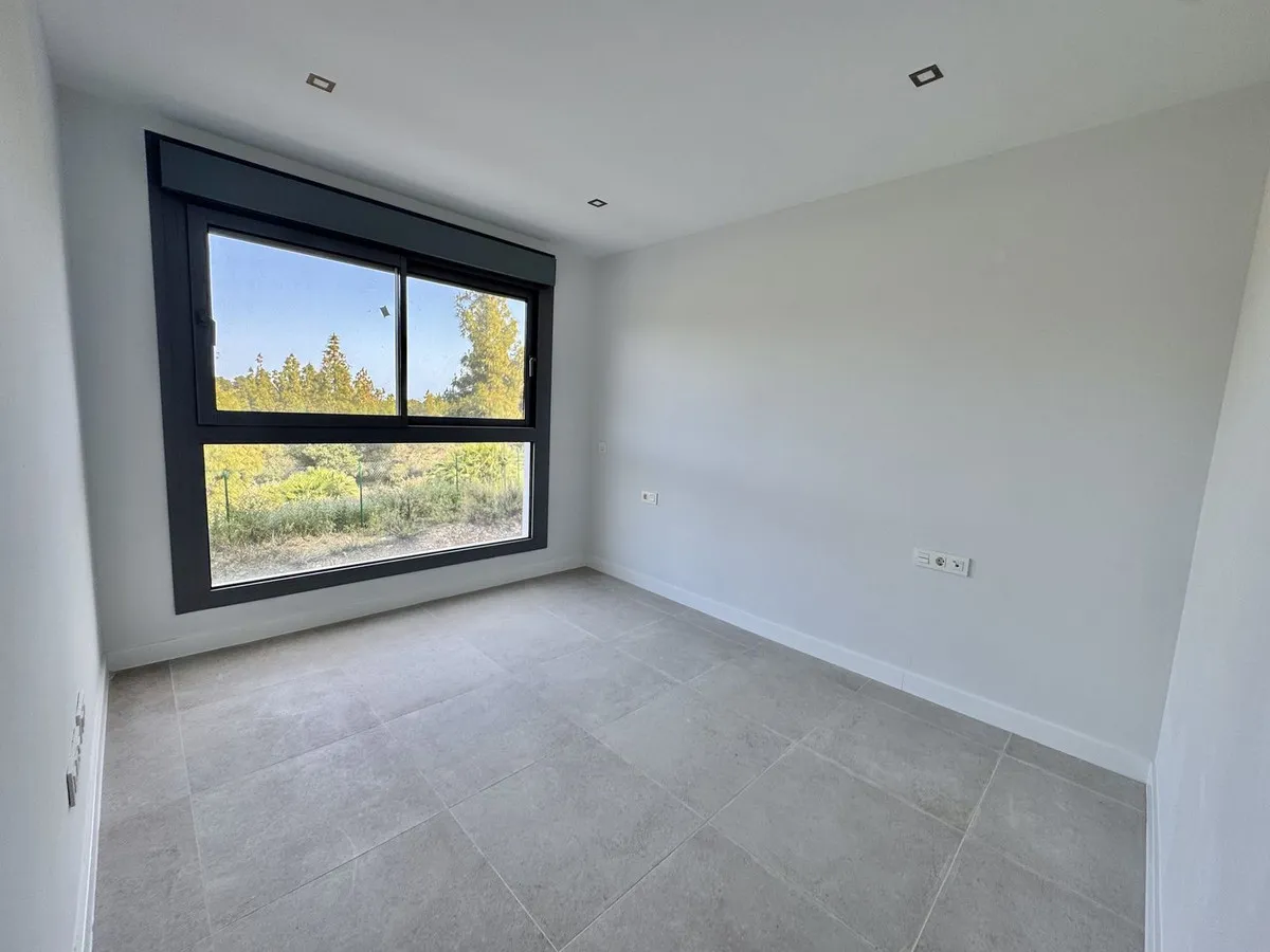 4f93d8c1-542c-4f98-9f2a-f38fa3235efe