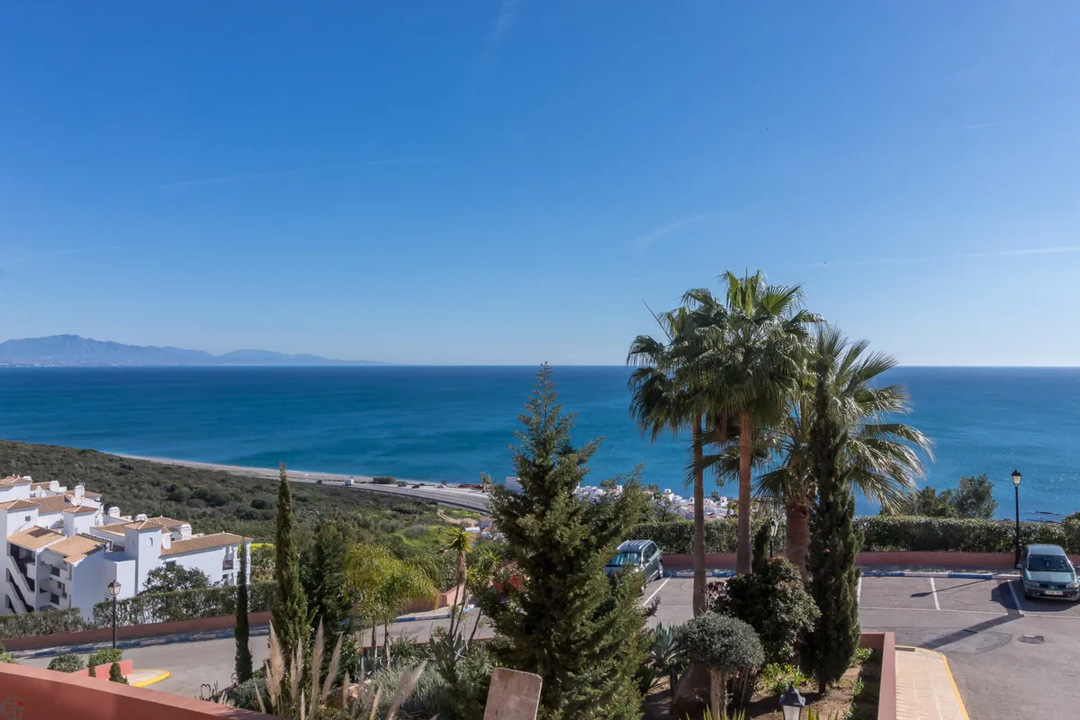 0c140b83-f671-4248-9e28-5d418ec291c3