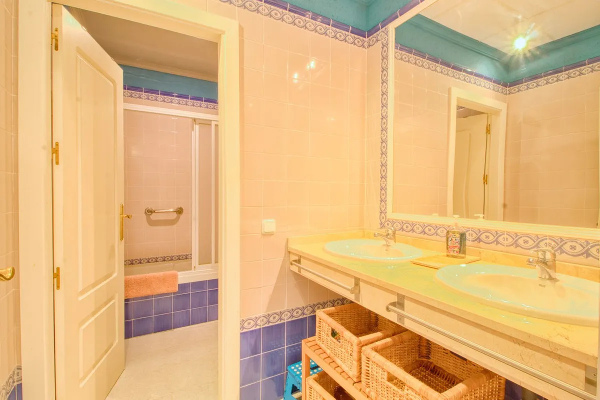 3b7294e7-256c-4beb-ab8e-85ccf387897e