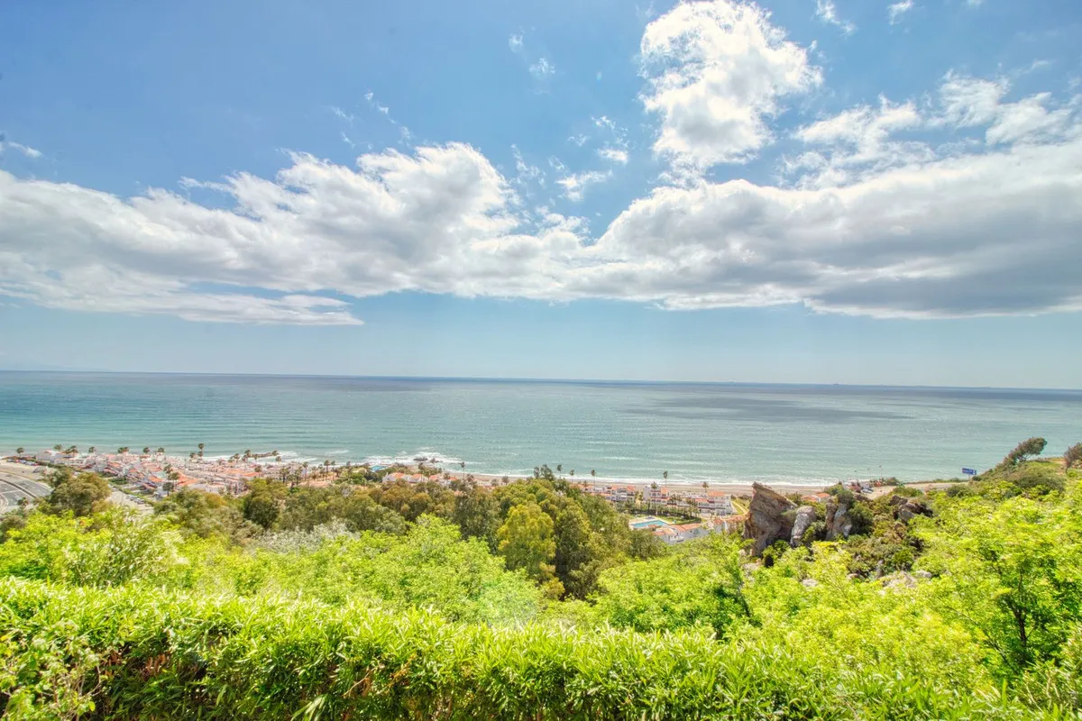 767d8a3a-6108-415e-bc99-c3463b1c588e