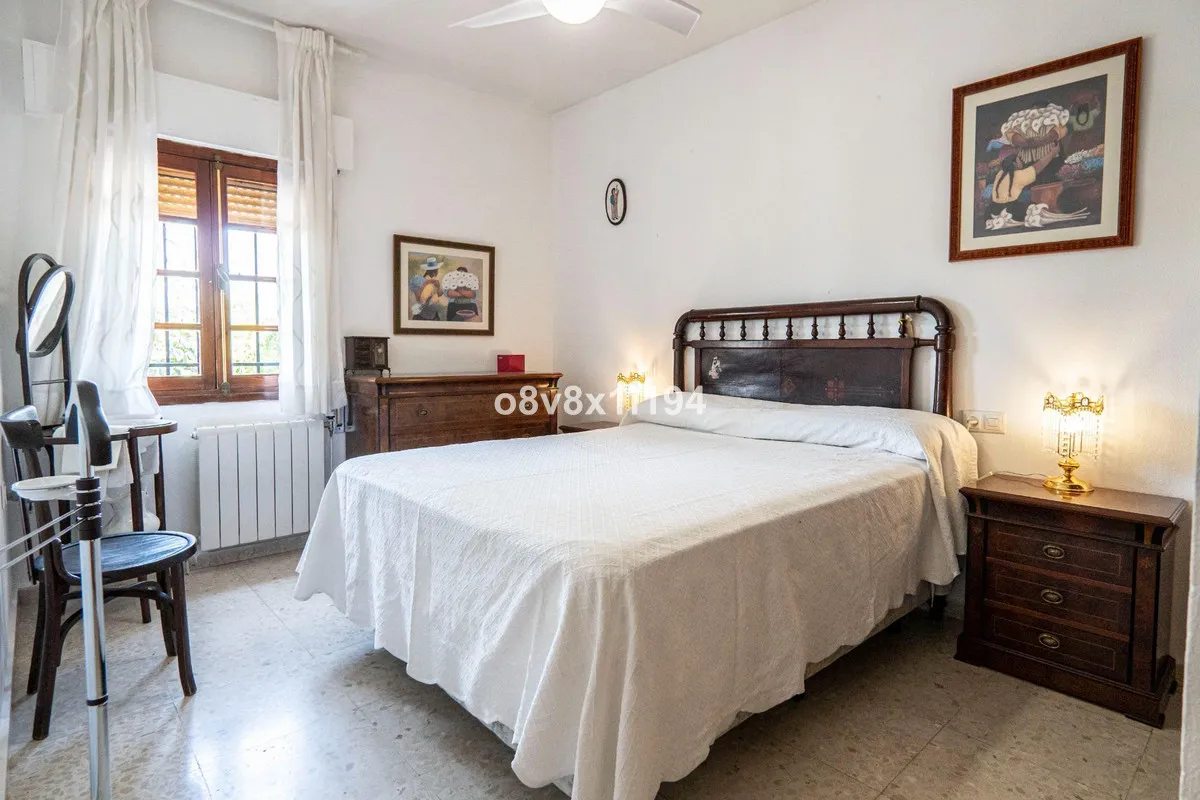 b224705d-8dbc-4577-aa74-0de9703c0337