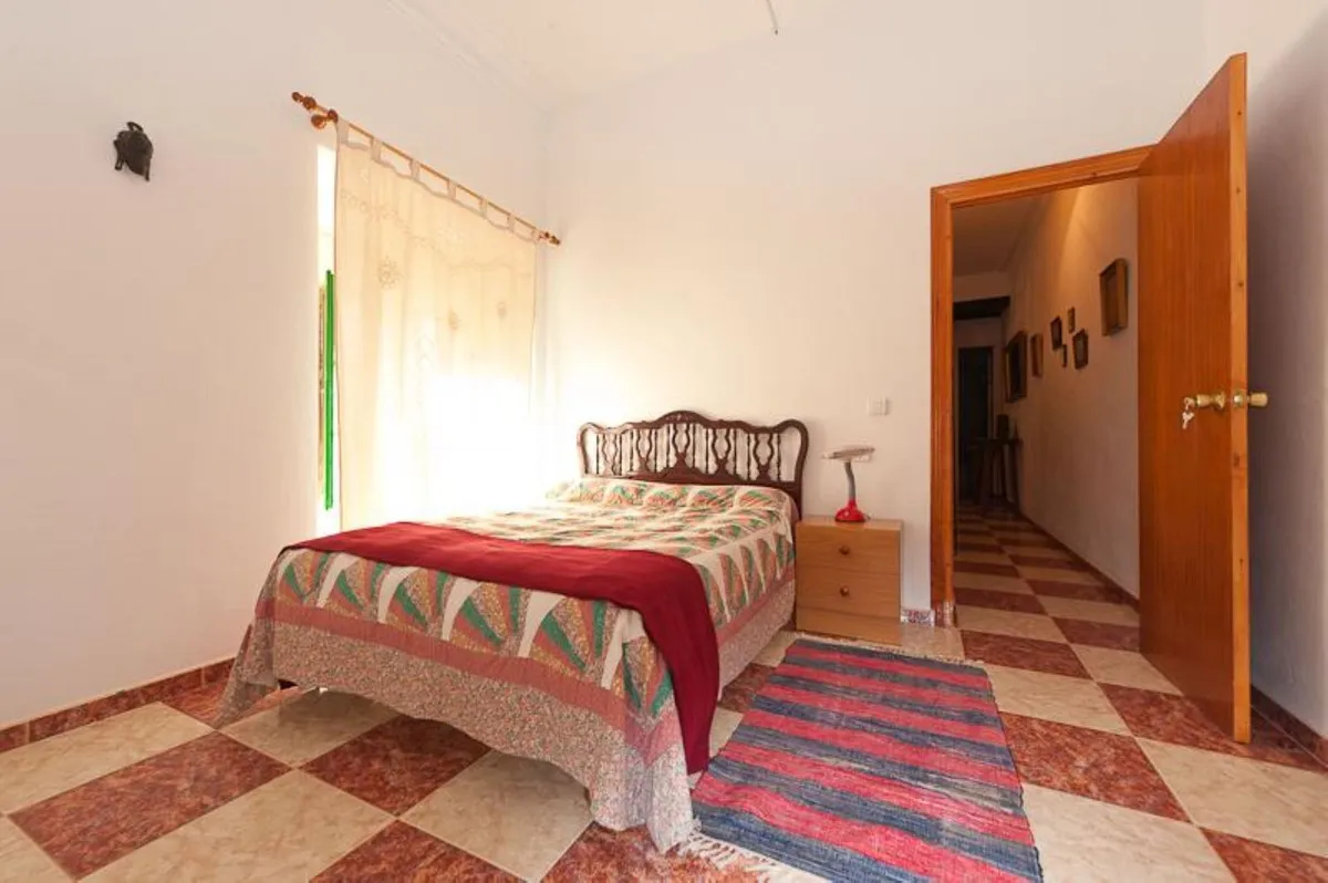 994e3d50-88a4-4d40-aa54-b1170d1e1d33