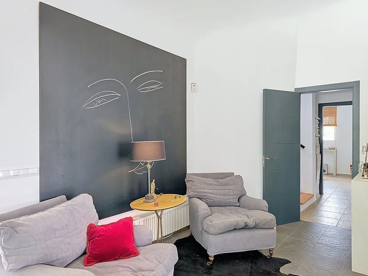 fa23a6a8-b639-471e-90b7-8d93d88fe291