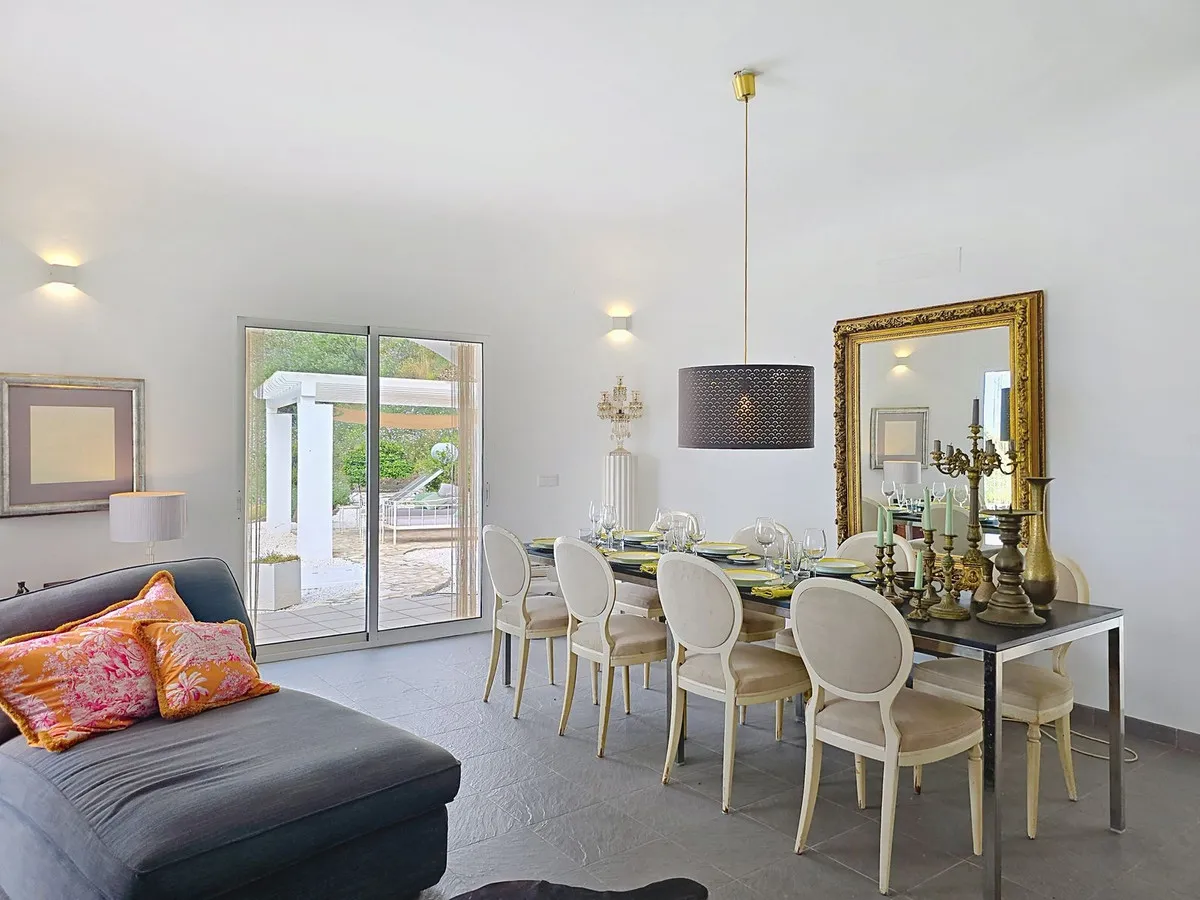 fde609b1-98d7-45b1-adb1-f008f0f9c39b