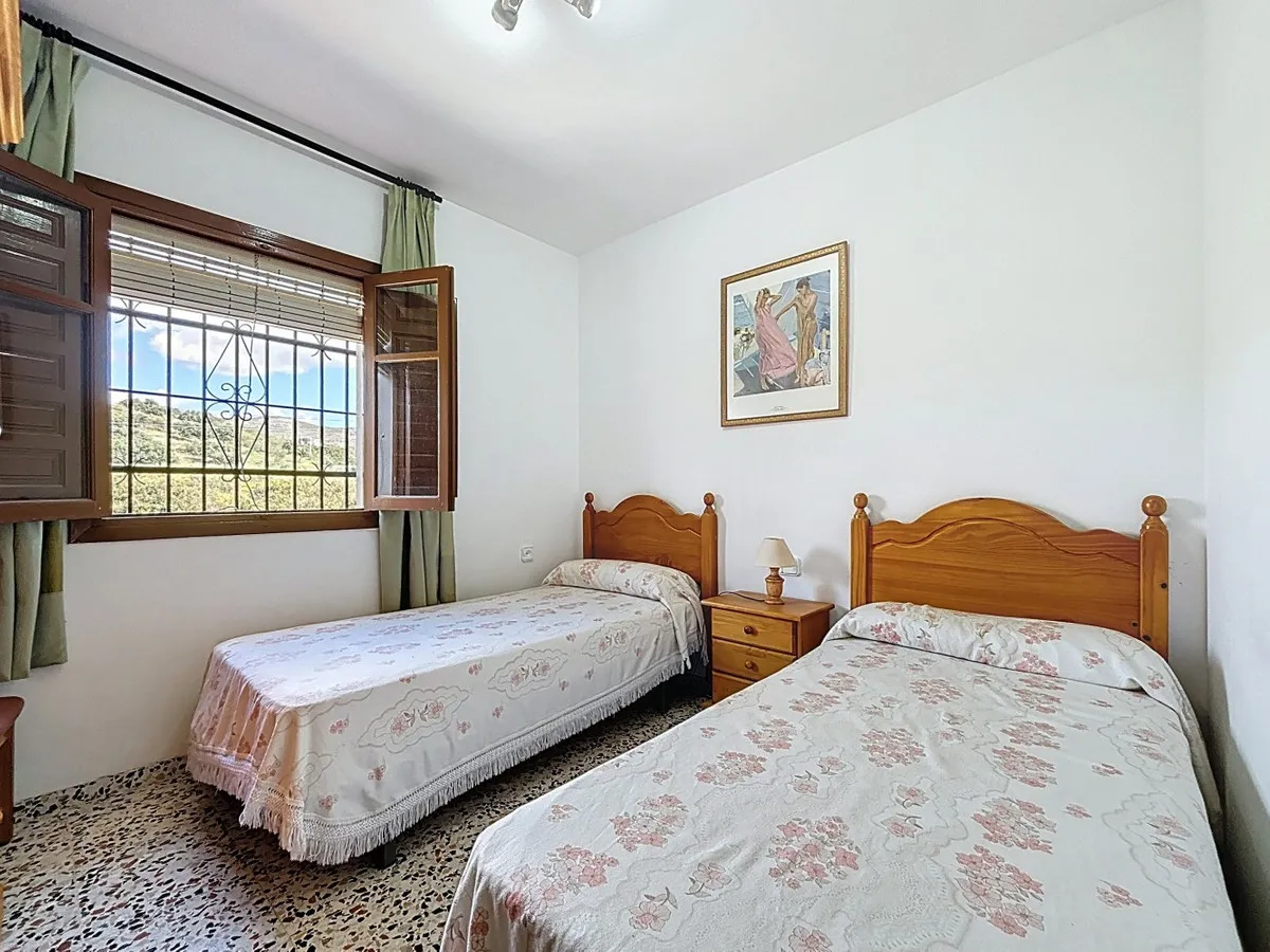 09150cf6-2552-4f0a-82ae-fde0a1a38ace