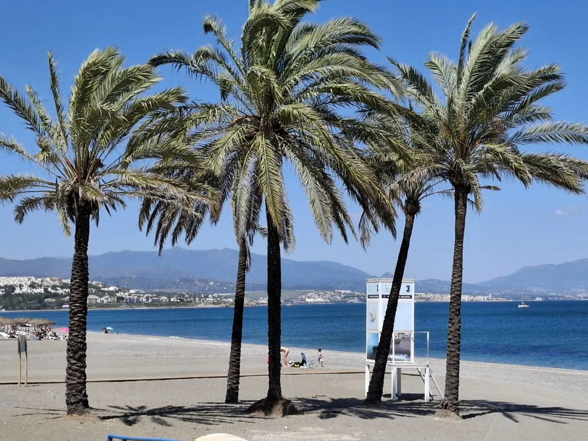 1feb6ed1-5a83-4727-83d6-a5feaeae3924