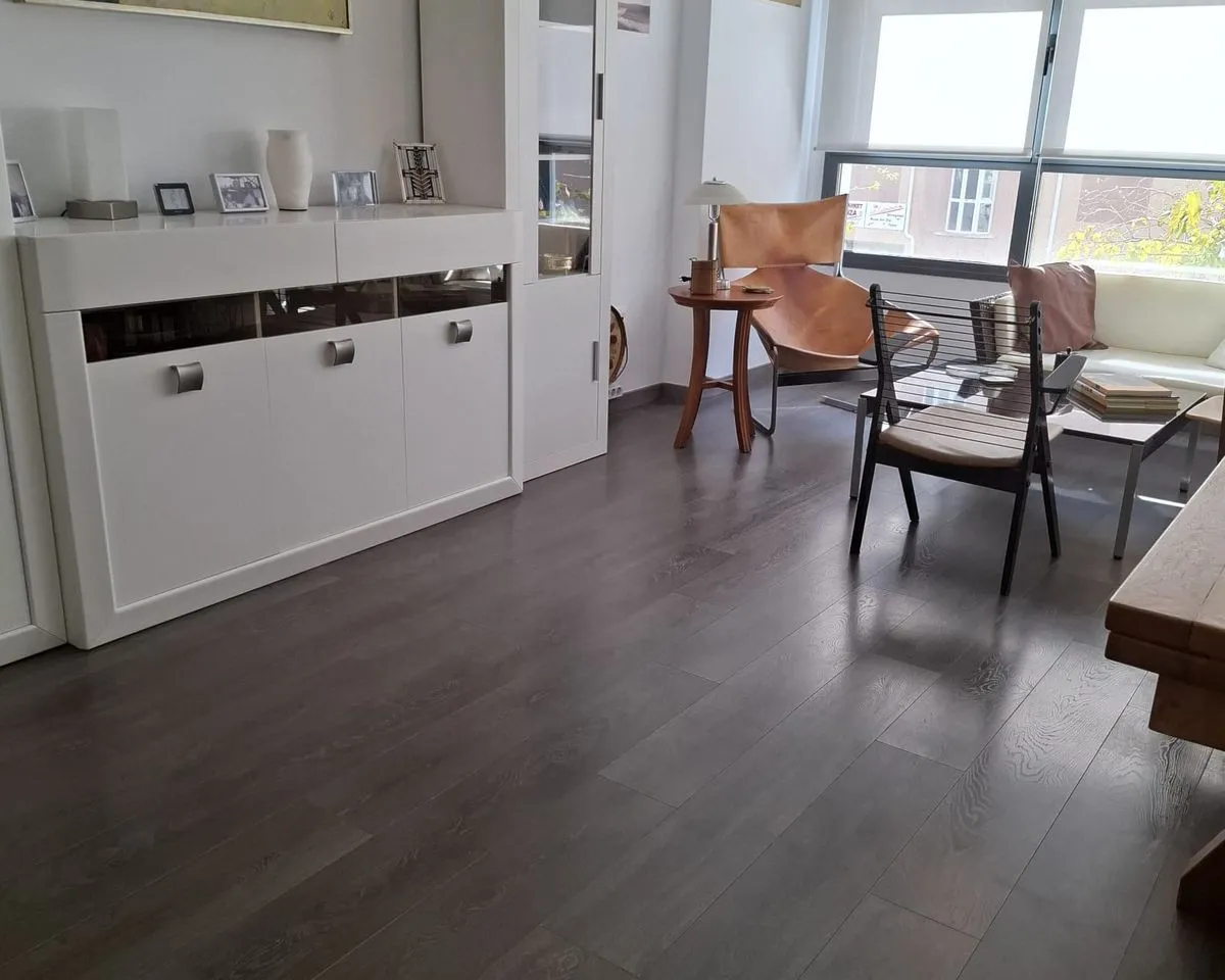 4a7f8eed-f17a-4c4a-b01a-66b292e5f9fc