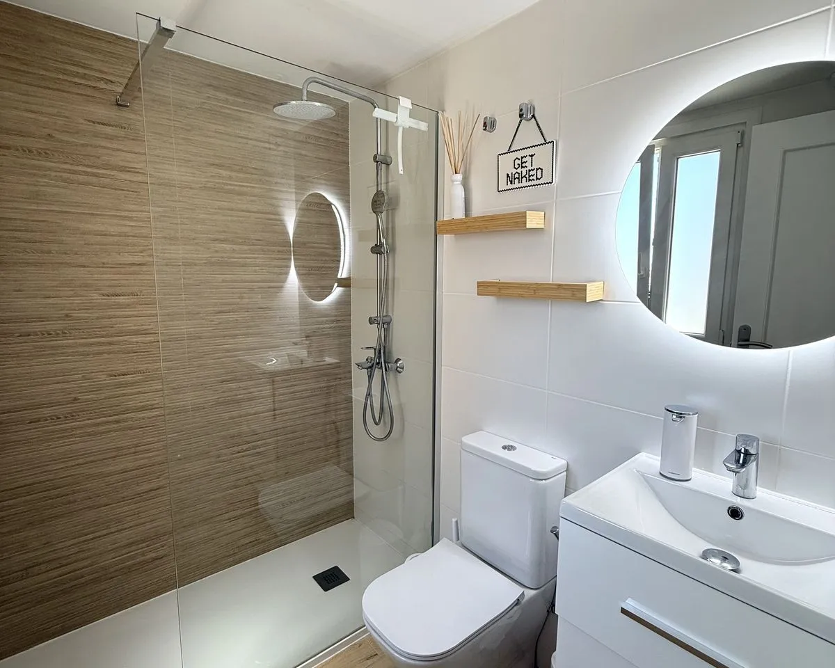 a39f9c4b-0e1e-42f3-be57-aec7ecf0e66d