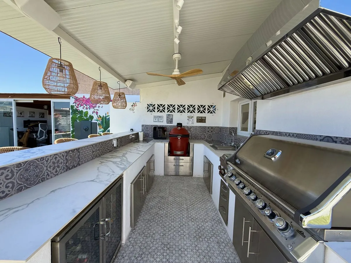 df2fe898-ee2d-49d6-9311-c5cbec73697d