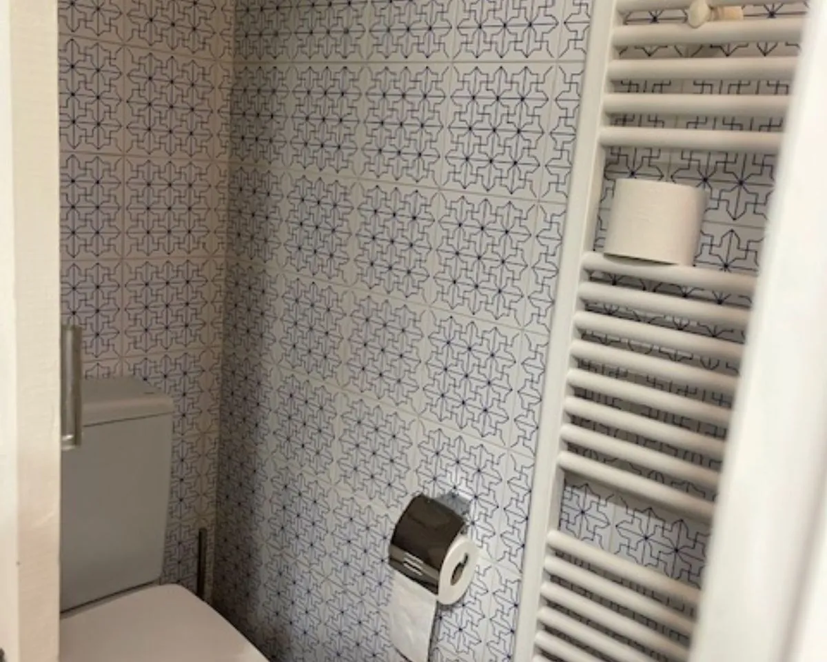 f148145b-9e0b-4022-ad03-a47a10d53dfa